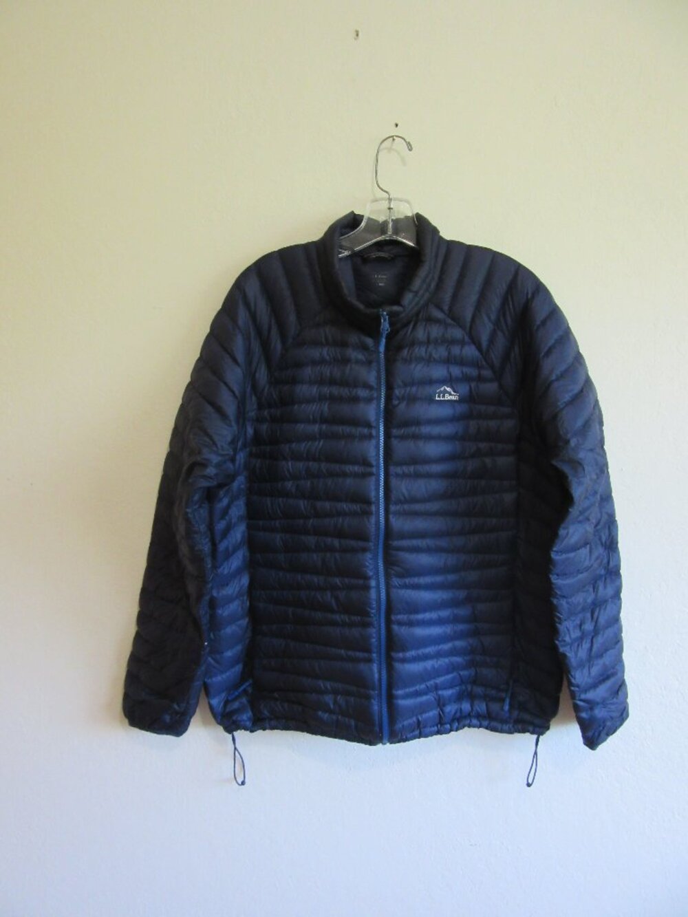 L.L. Bean Blue Puffer XL Down Filled Jacket